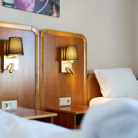 Home2stay In Neu Smart Tv Wifi Volksfest Apartment *