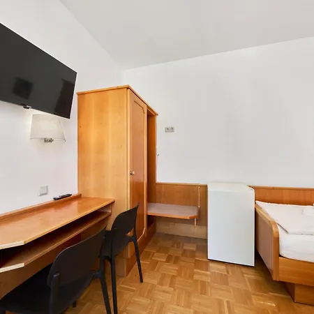 Home2stay In Neu Smart Tv Wifi Volksfest Διαμέρισμα *